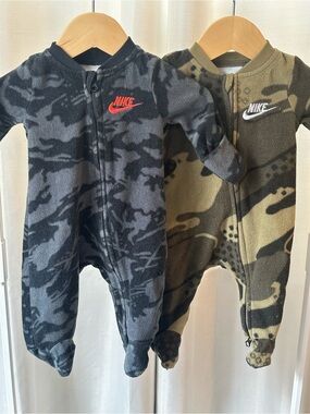 Nike Baby Camo One-Piece sleepers